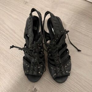 Stylish Black Lace-Up Women's Boots